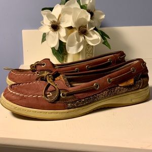 🌺MAKE OFFER🌺 Sperry Top-Sider boat shoes